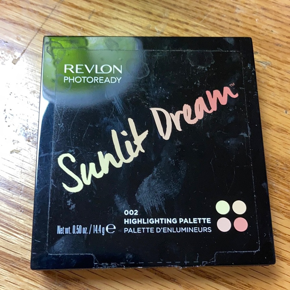 Revlon highlighters - Picture 2 of 3